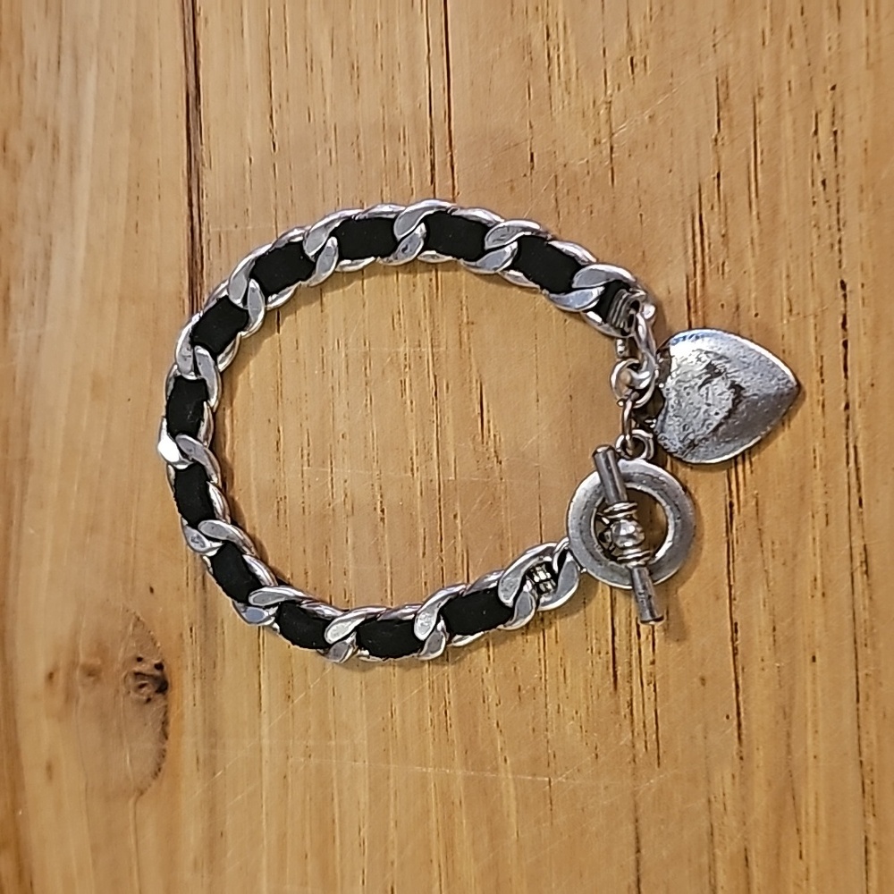 Hand Crafted Silver Tone and Black Ribbon Heart Charm Toggle Heart Bracelet. - Picture 8 of 8